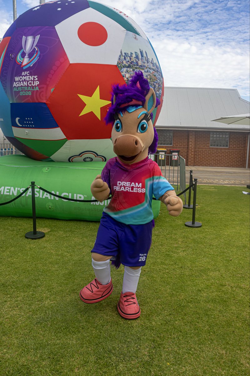 kevantan_11's tweet photo. Naara at a AFC Women’s Asian Cup 2026 match

See full video here: https://t.co/kTUsywyB7Z

#WAC #WAC2026 #DreamFearless #AFC #football #Perth #WA #WesternAustralia #mascot #mascots #Naara #NaaraTheFireHorse #horse #FireHorse #horsemascot #footballmascot #asiancupmascot https://t.co/W38QT8rGP8