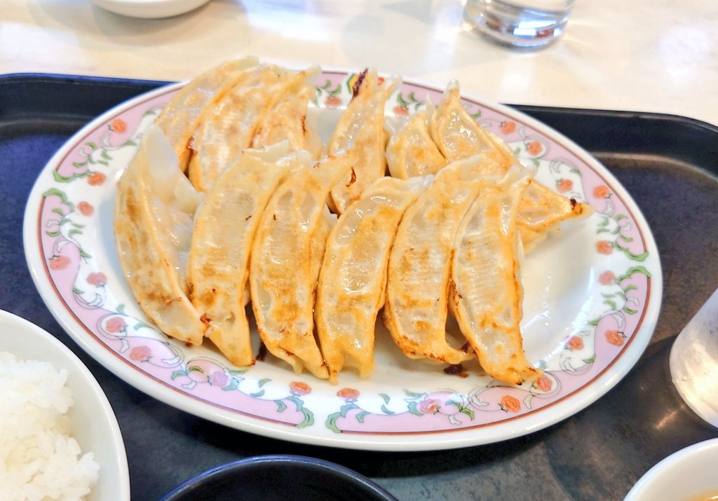 カフェオレページ Post by カフェオレ on X: お昼ごはん🥟