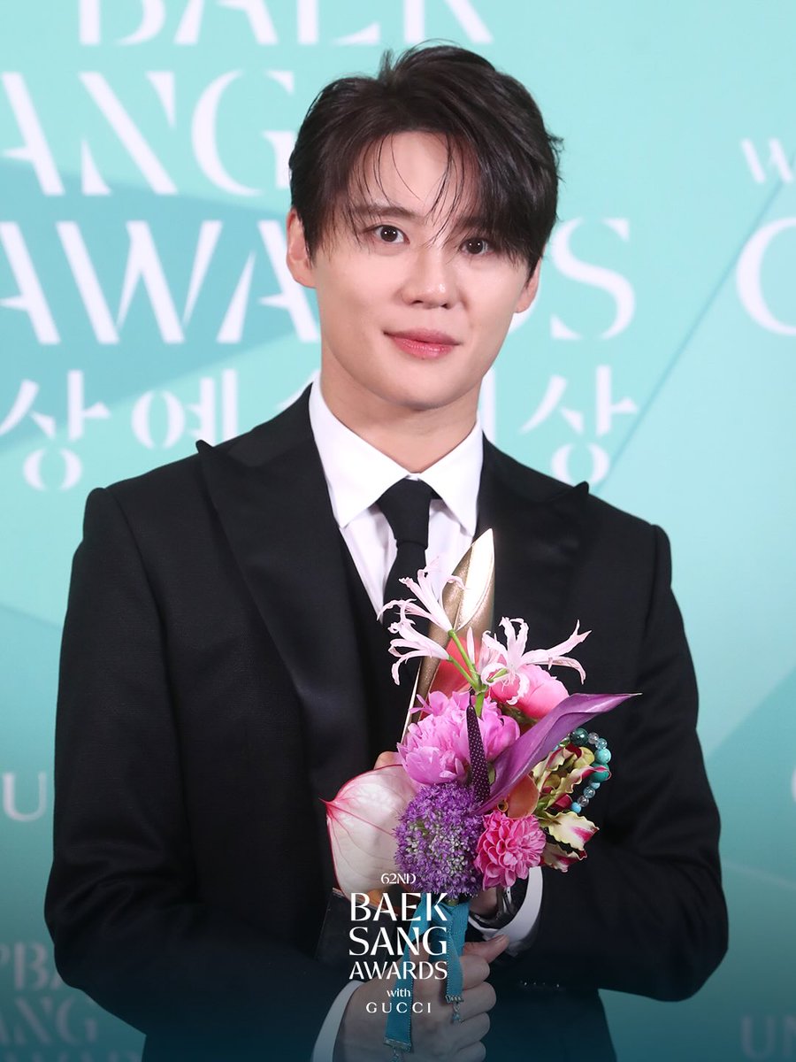 준수 백업 🥥 tweet media