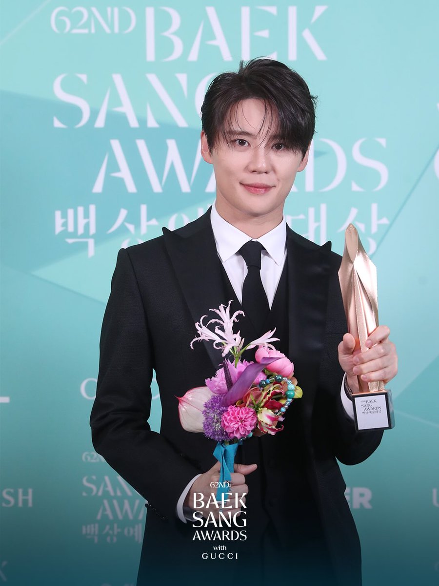 준수 백업 🥥 tweet media