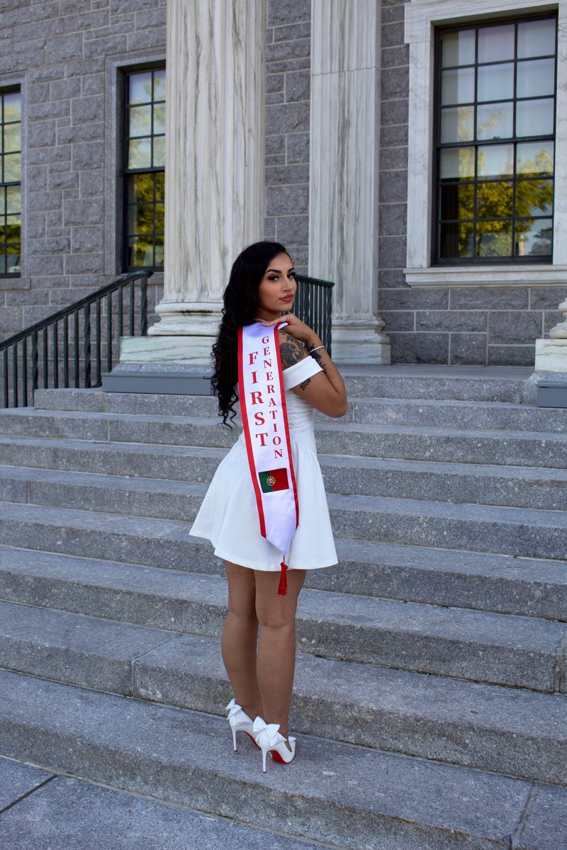 spmacxel's tweet photo. What? Like it’s hard? 🎓 https://t.co/z43sVMnLcK