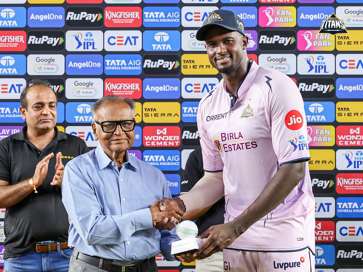 Gujarat Titans tweet media
