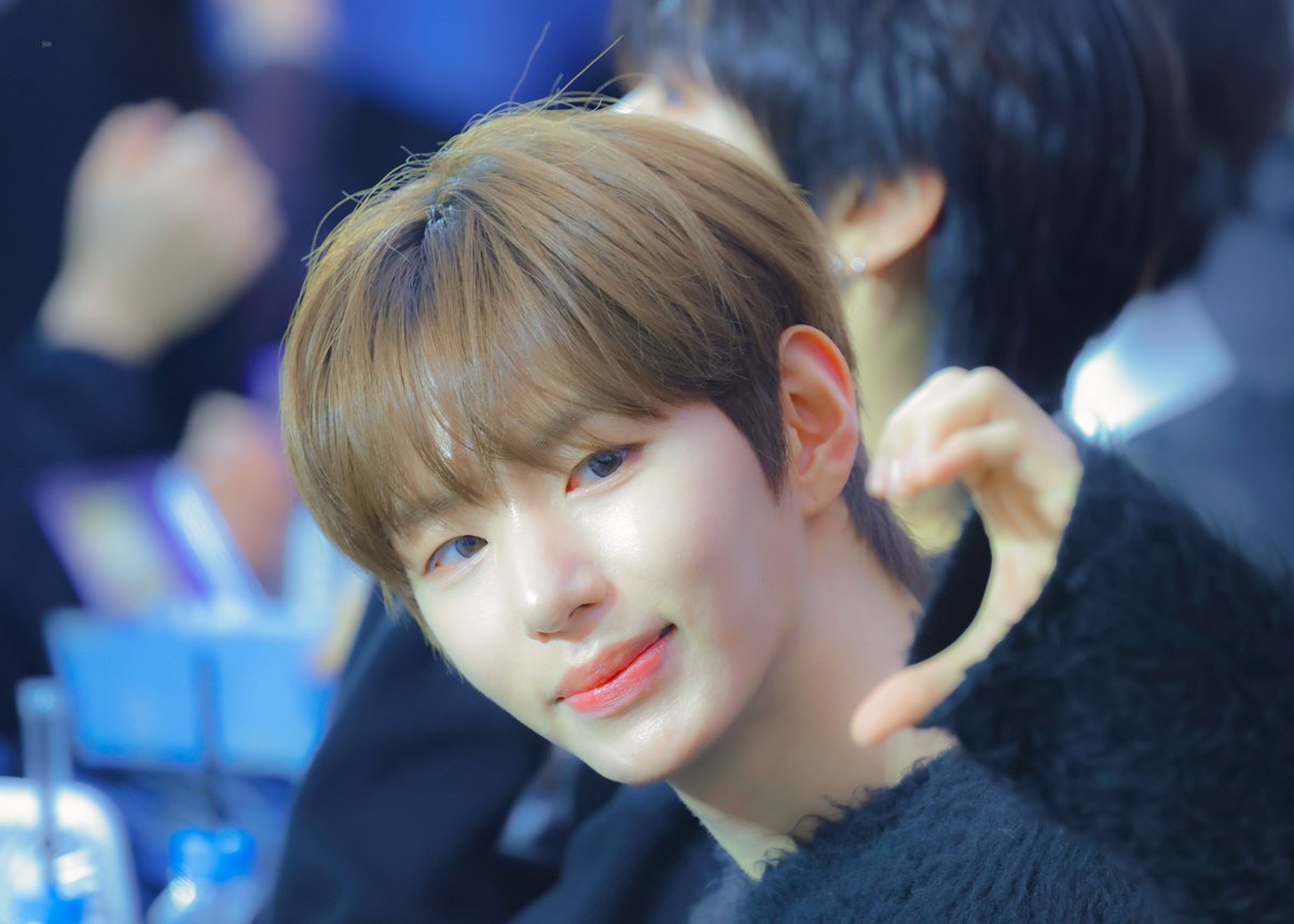 t3n3x's tweet photo. ♡ #성준 https://t.co/du3GMhiUFu