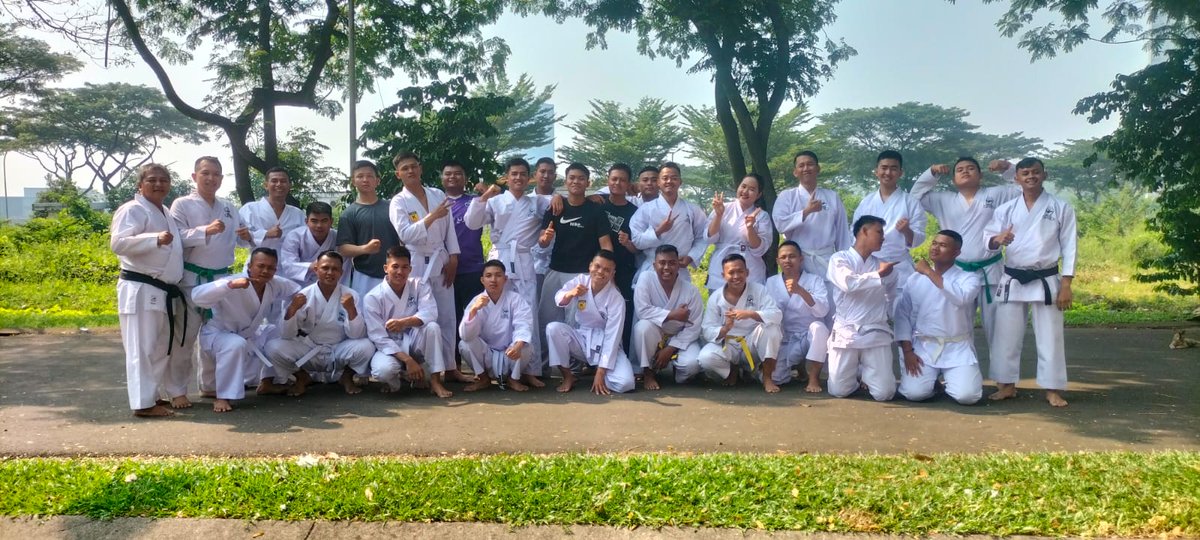 Harryteguh6's tweet photo. 😁 https://t.co/J6H7jtUMrL