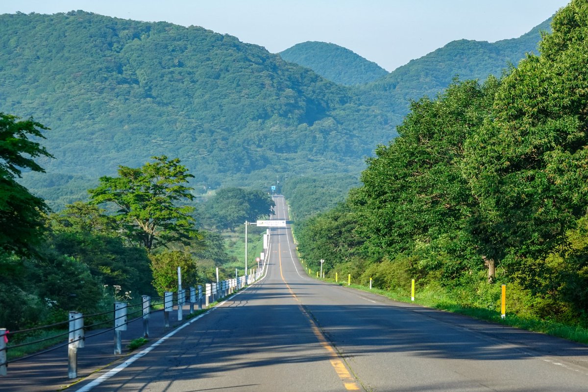 Mu_kikaku's tweet photo. 【ツーリングスポット】

榛名山道路

伊香保温泉から榛名山に向かって延びる県道33号渋川松井田線

ワインディングはもちろん、
榛名富士を見ながら湿原の中を駆け抜ける直線路は最高〜🙌

高根展望台からの景色は絶景なので、是非バイクを停めて立ち寄ってみて〜🏍💨🙆
https://t.co/4rDrg5WD6E https://t.co/K3pqkuJJxY