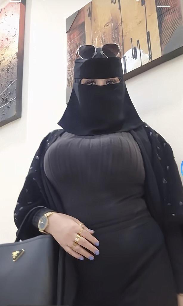 Arab Muslim tweet media