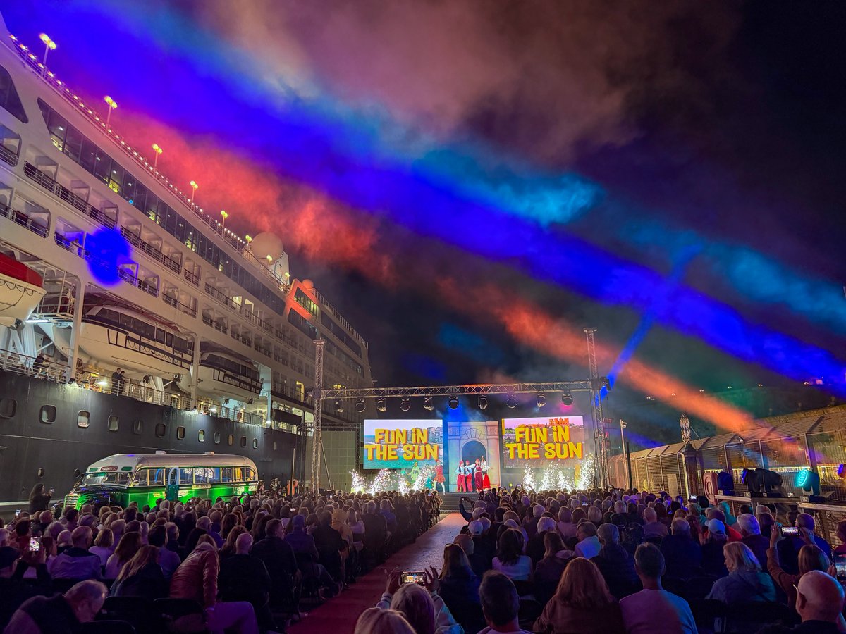 Azamara tweet media