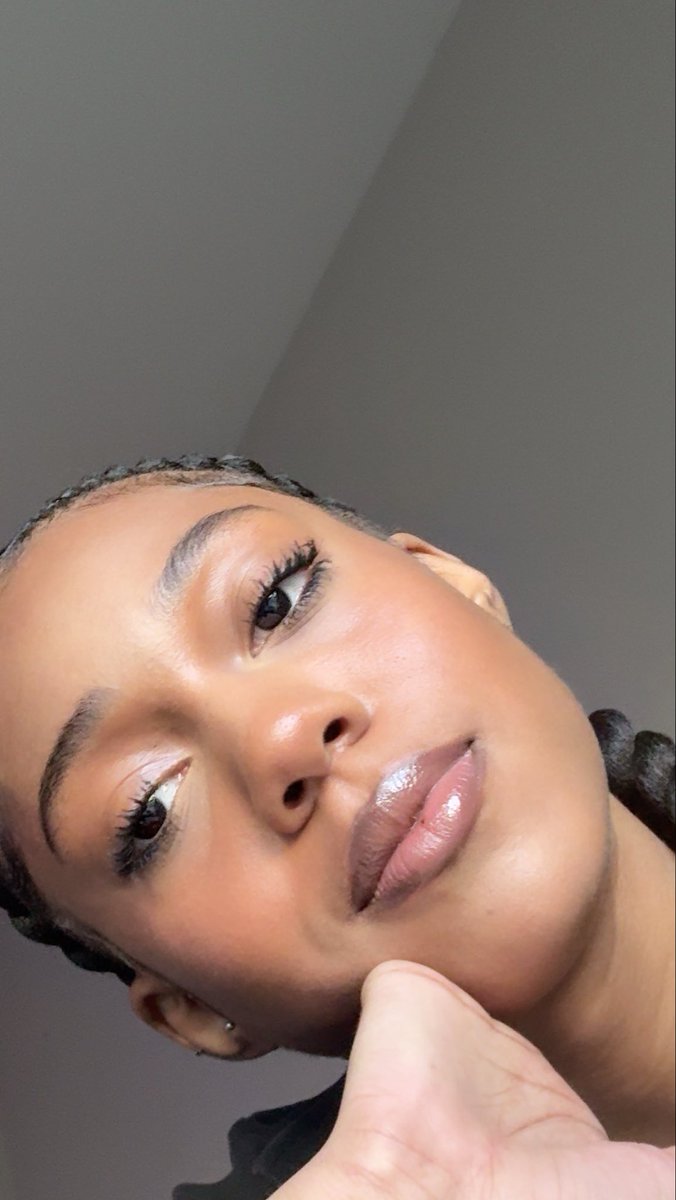 KayLynnLanae's tweet photo. .. hi https://t.co/YbfyuKVwJt
