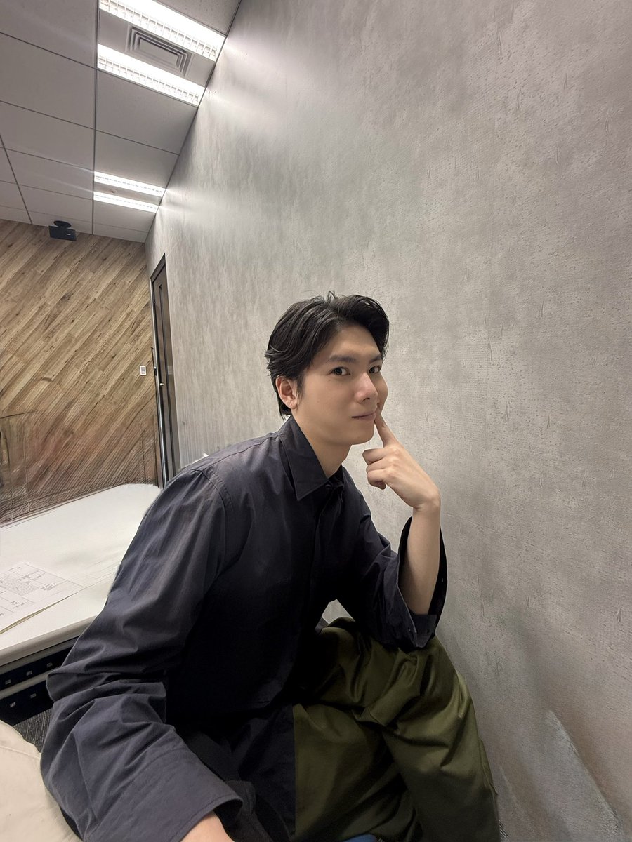YU STAFF tweet media