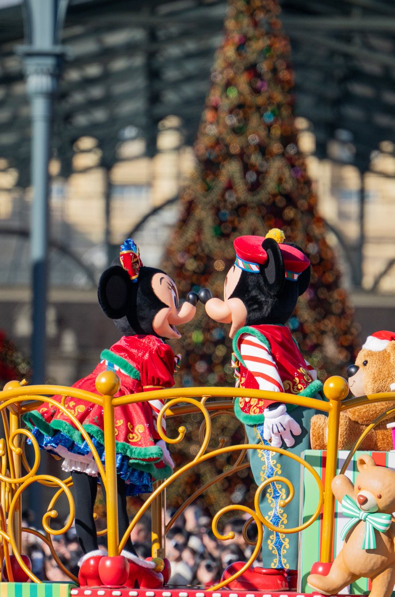 クリスマスの時だけど、ミッキーの手がかわいいよな