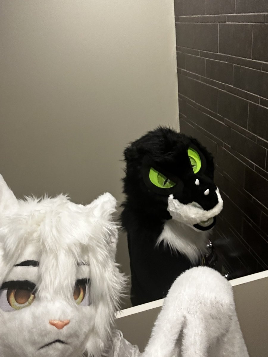 kickinkitten's tweet photo. Peeing with my boy @AbraxasSonnet https://t.co/6H9ItVX5H6