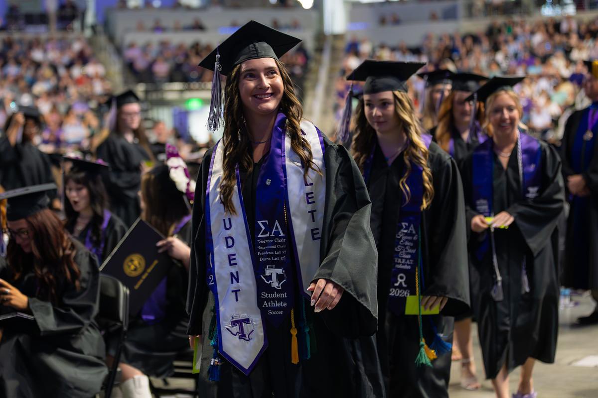 TarletonSoccer's tweet photo. Congratulations to all of our girls who graduated this weekend! We are so proud of you 💜🎓 https://t.co/YGiWOfNO8m