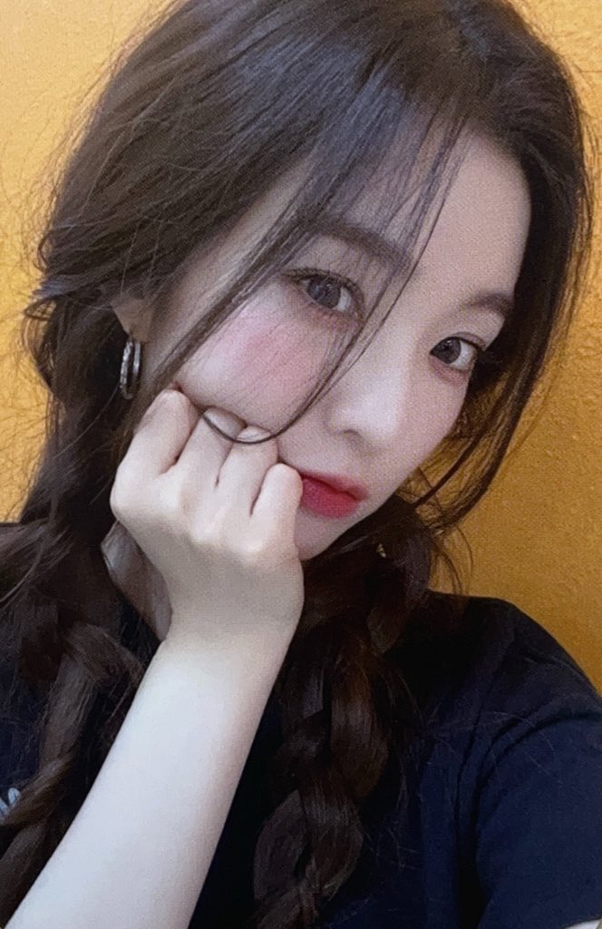 irene 🩷 tweet media