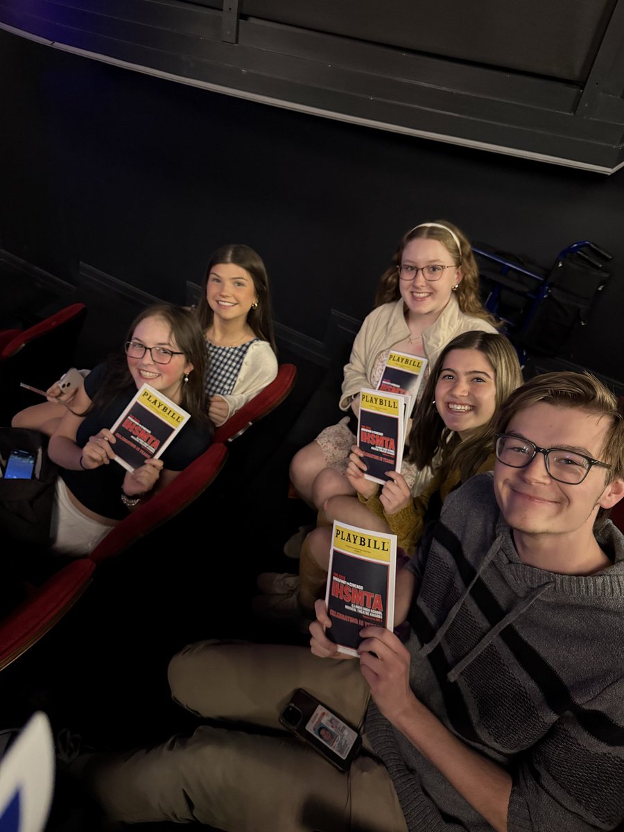 Saint Viator Theatre tweet media