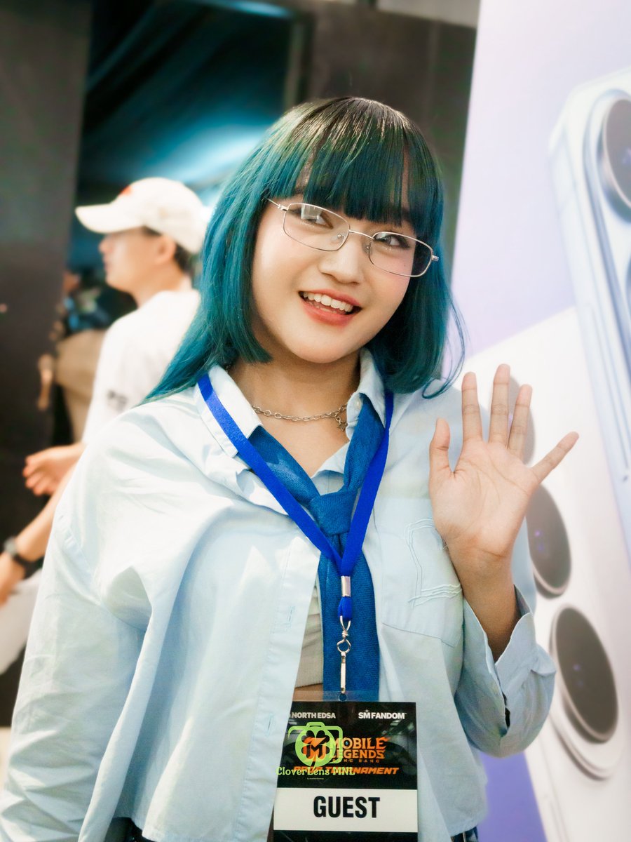 Jonthn Dcny ~ CloverLens tweet media