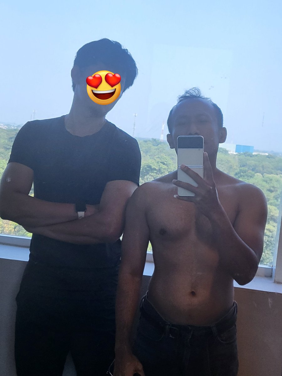 Couple 2T tweet media