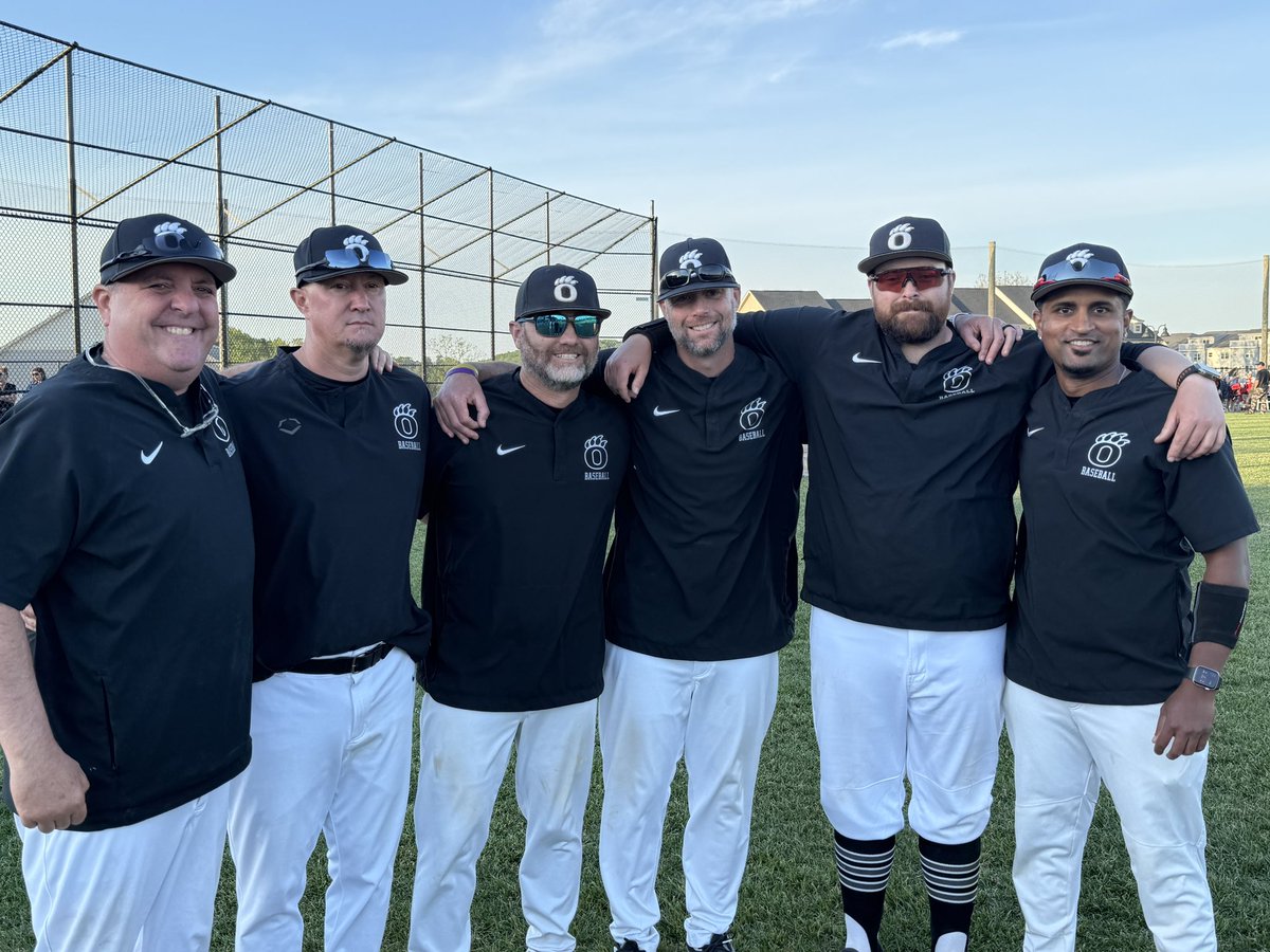 OakdaleBase's tweet photo. Oakdale baseball…back to back Region champions!!! Let’s go! #gotem @Oakdale_Bears @PrepBaseballMD @XposureBSB @FrederickSports https://t.co/wPl0sgp21q