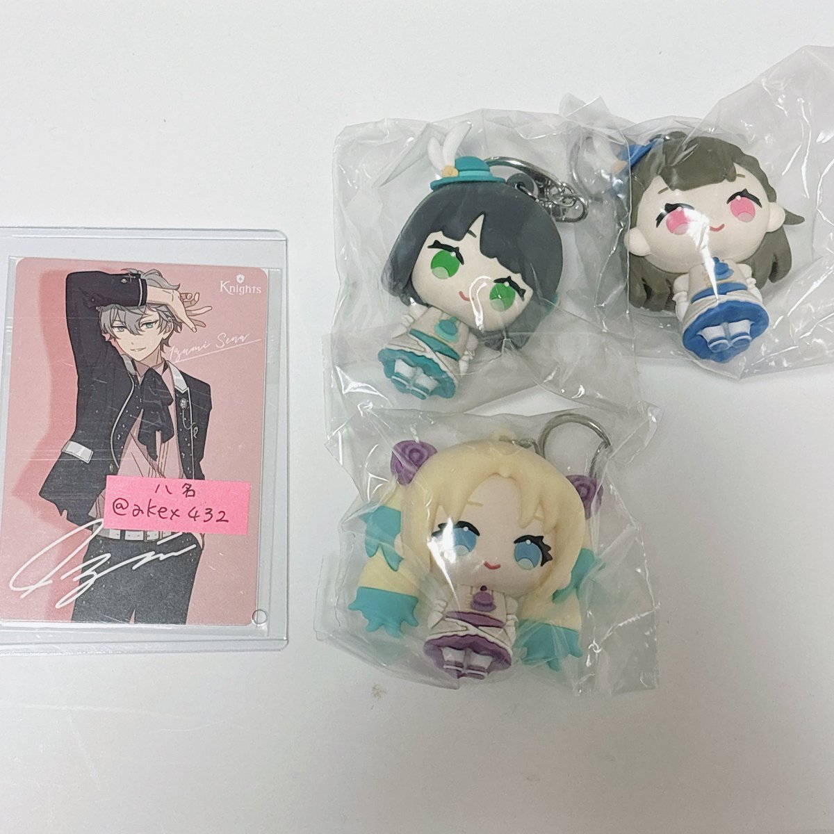 八名 tweet media