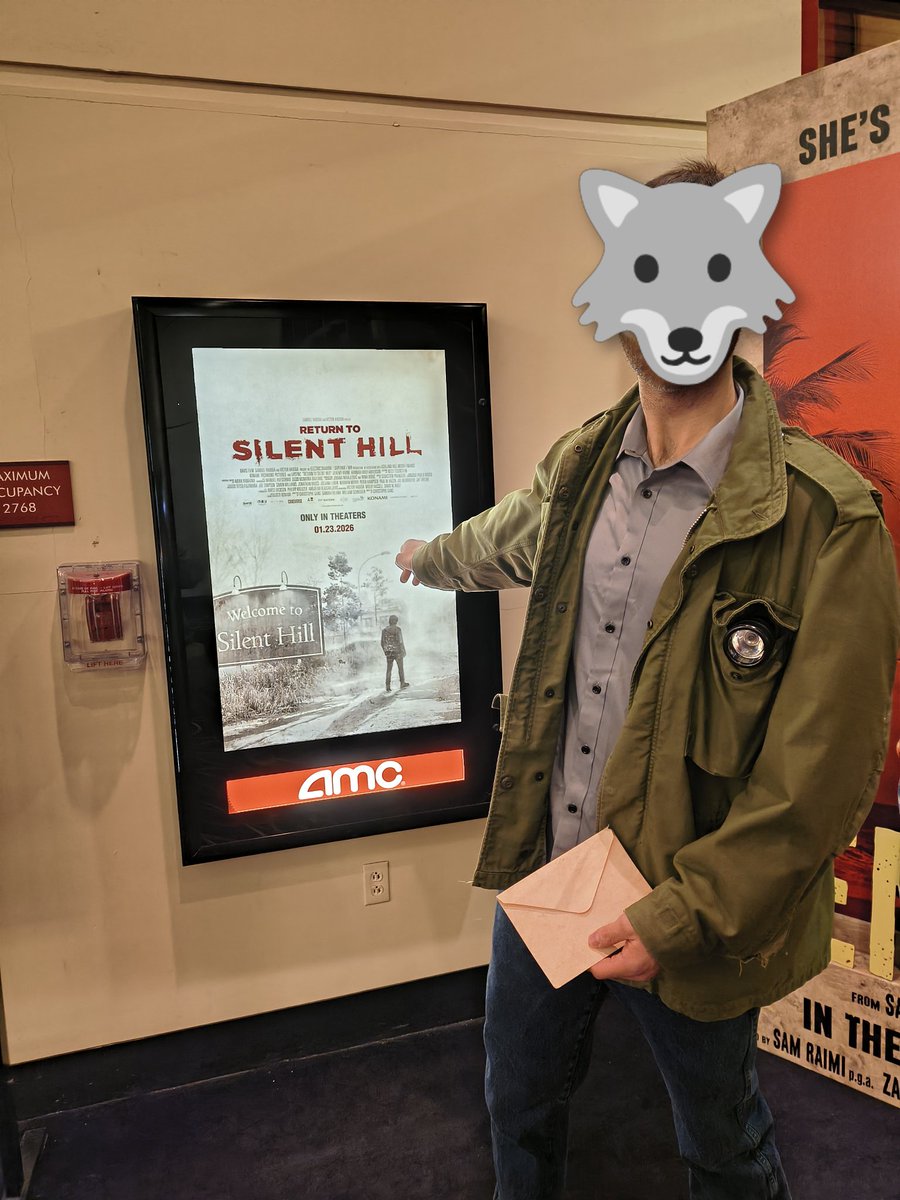 Da_Goshi_'s tweet photo. @t1000polyalloy This is so sick. I at one point did an ellis cosplay but it's been a long time. I want to do it again someday. Right now my only other cosplay is James from silent hill https://t.co/VK4gYSV0hr