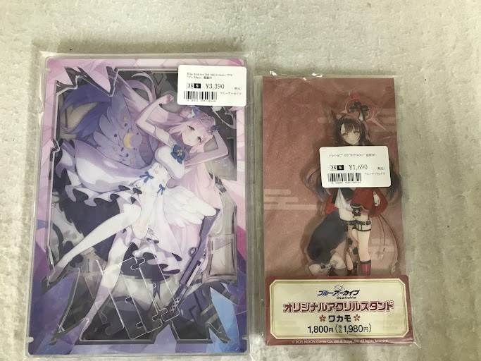 原神 の美麗アクスタ現在店内ボリューム満点で展開中ッ！🔥✨ 岡山店は