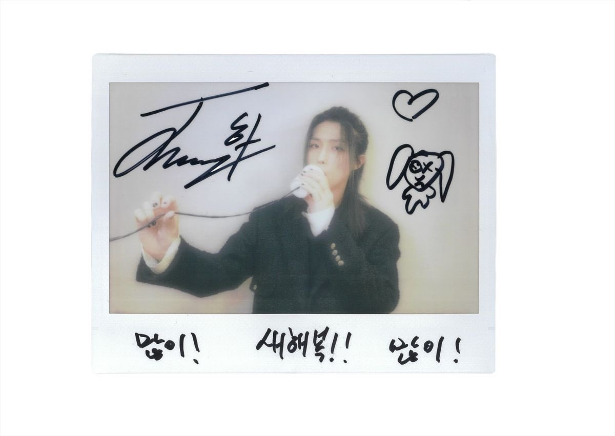 이피 tweet media
