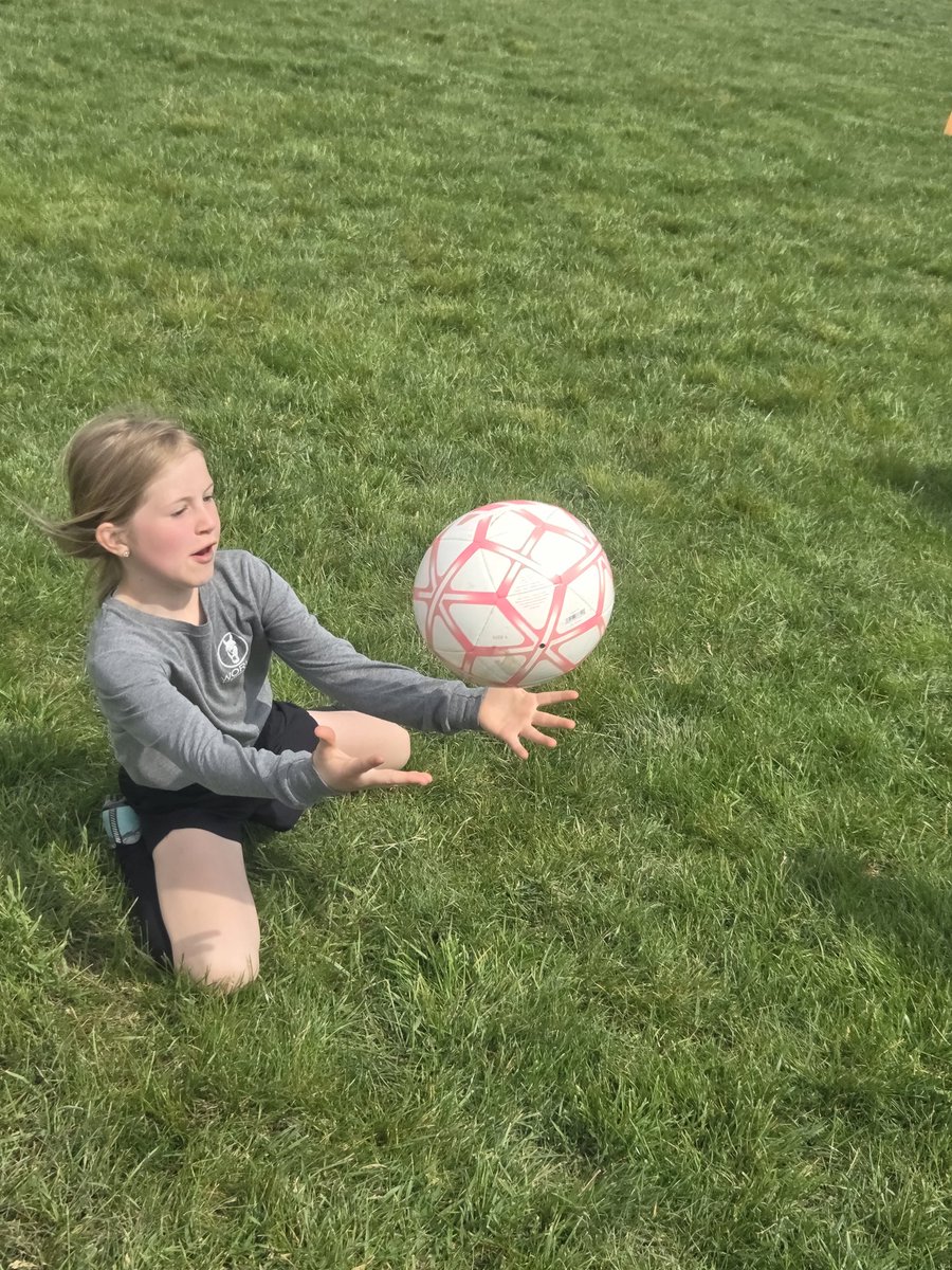 BotkinsGSoccer's tweet photo. No idea who our high school keeper will be this year, so everyone gets to try it at camp! https://t.co/TamS02yOKK