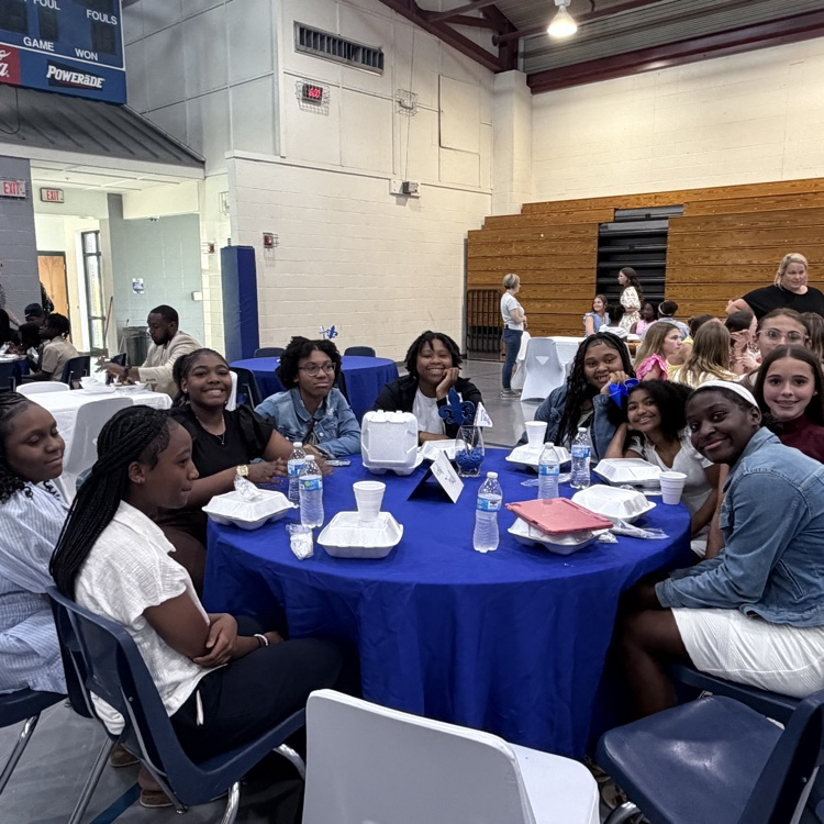 WFMSthebest's tweet photo. Student-athletes enjoyed a meal and fellowship during tonight’s Athletic Banquet before celebrating a year of hard work, teamwork, and accomplishments. 🏆💙 https://t.co/JZsu1aczQi