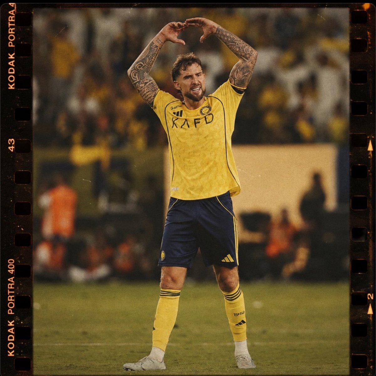 Khaledeneho's tweet photo. مع كل لقطه يحفز الجمهور مع كل لقطه يصفق للجمهور قائد وكان له 10 سنوات في النصر

احبك احبك يالباسكي والله 🇪🇸💛 https://t.co/lEUUoaHKnL