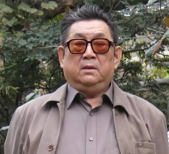 Allen 热评（文鑫） tweet media