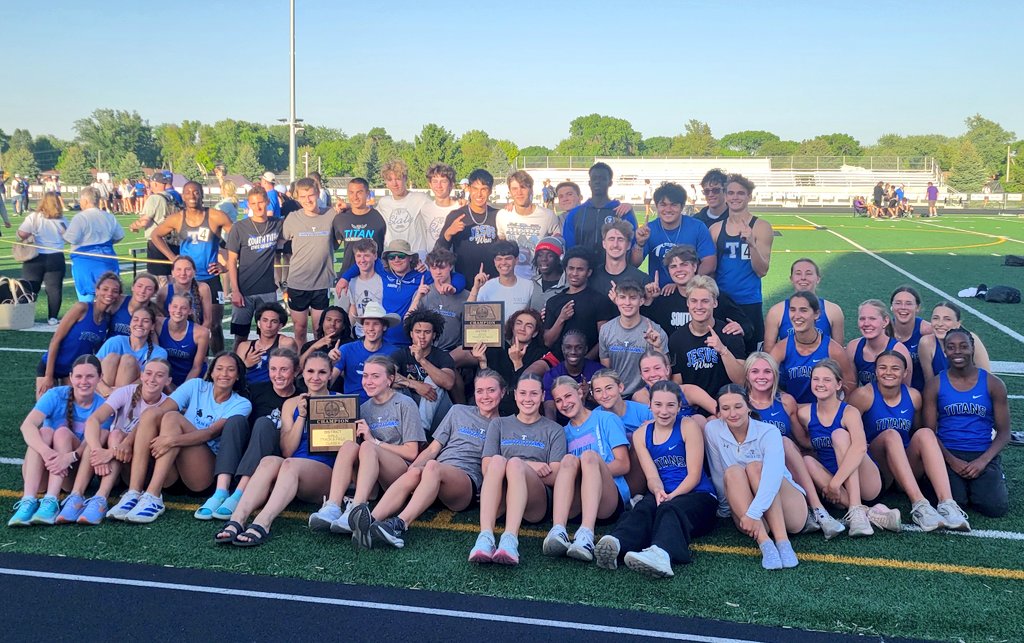 papiosouth's tweet photo. District A-1 Champions  × 2 🏆🏆

🔵 Titan Girls 🏆 🔵 Titan Boys 🏆

🤝 Two teams. Two trophies. 🤝

The Titans continue to roll into State. Proud of the way both squads competed and represented PL South.

Next stop: Burke Stadium. 🎟️🔥 https://t.co/L8RvAXfMIR