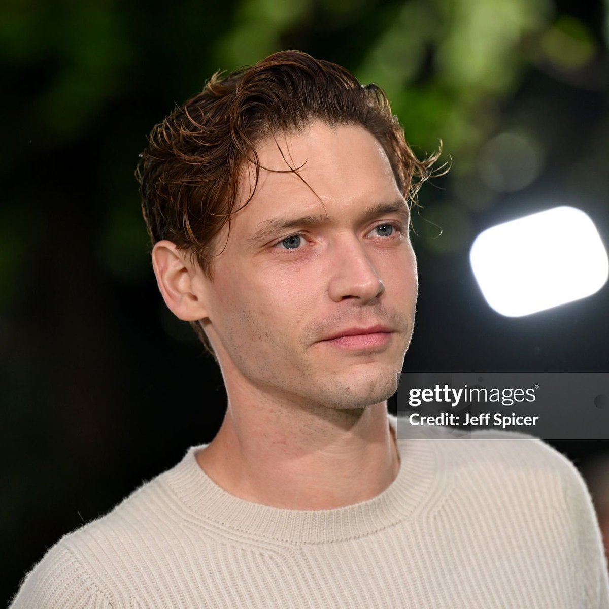 tvvittercunt's tweet photo. HE'S HOT AND HE'S PRO PALESTINE 💜🙏🏻😻 #billyhowle https://t.co/5AC1RbpWuc