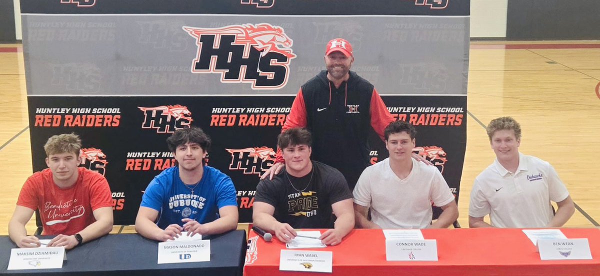 HuntleyFB's tweet photo. Congratulations to our seniors who had signing day today!! Your contributions to our program will never be forgotten. We look forward to following your college journey. Thank you for everything!! https://t.co/V7G3e1iWc3