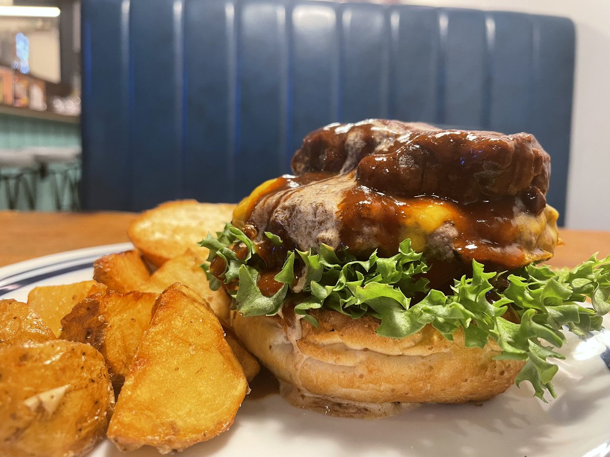 CHILLAX BURGERS &WINE チラックス 池袋グルメバーガー ハンバーガー tweet media