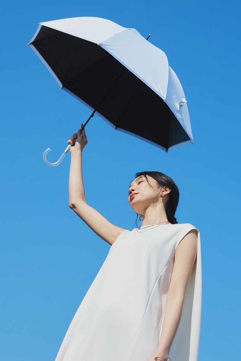 macoccastole's tweet photo. 最高ランクの遮熱傘「CooList（クーリスト）」登場☀️

100％完全遮光・UPF50+・遮熱最高ランクS65+で夏のお出かけを快適に。

詳しくはこちら▼
 https://t.co/JCPDb9zJqK

#日傘 #遮熱傘 #完全遮光 #UV対策 #晴雨兼用 #新作 #熱中症対策 https://t.co/5zwjeBqIBm