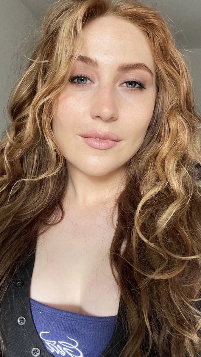 GoddessnatalieM's tweet photo. Say your morning prayers and sacrifice your money for your god

#findom #paypig #sissy #simpl https://t.co/yI9ETkJPkA