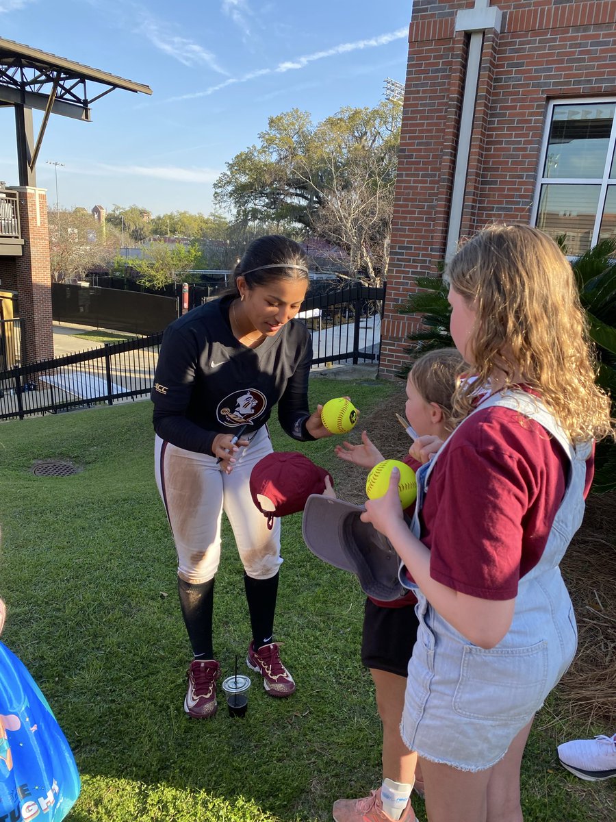 FantasyAnalytic's tweet photo. @isabellat_03 My youngest, Emma, looks up to you and has started working so much harder, saying “I gotta be like Isa” I am sure you hear it often, but know u are inspiring a whole new generation of girls💪She graduates 5th grade Thurs &amp; plays for her own championship that night! https://t.co/ueFVNZh9na
