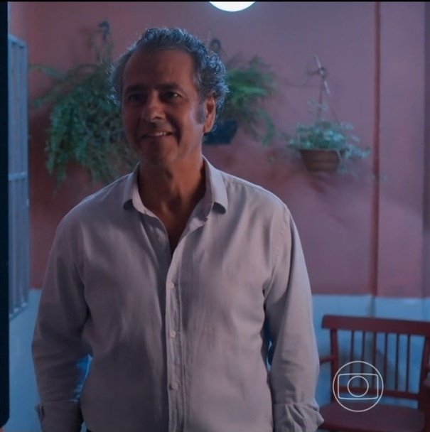 É só toni tweet media
