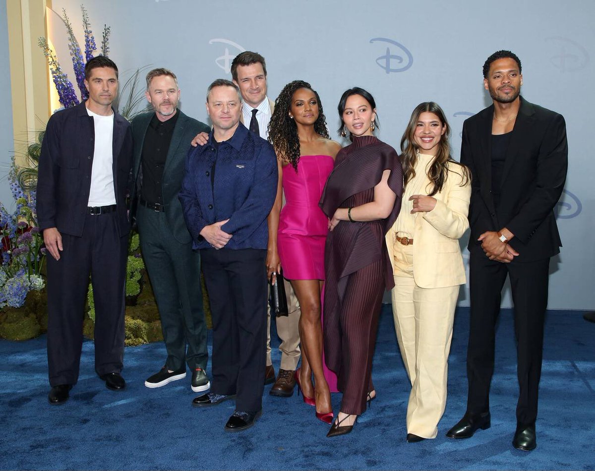 DAugustineNews's tweet photo. 📸| Deric attending Disney Upfronts with the cast of the rookie https://t.co/oERj9YGWH6