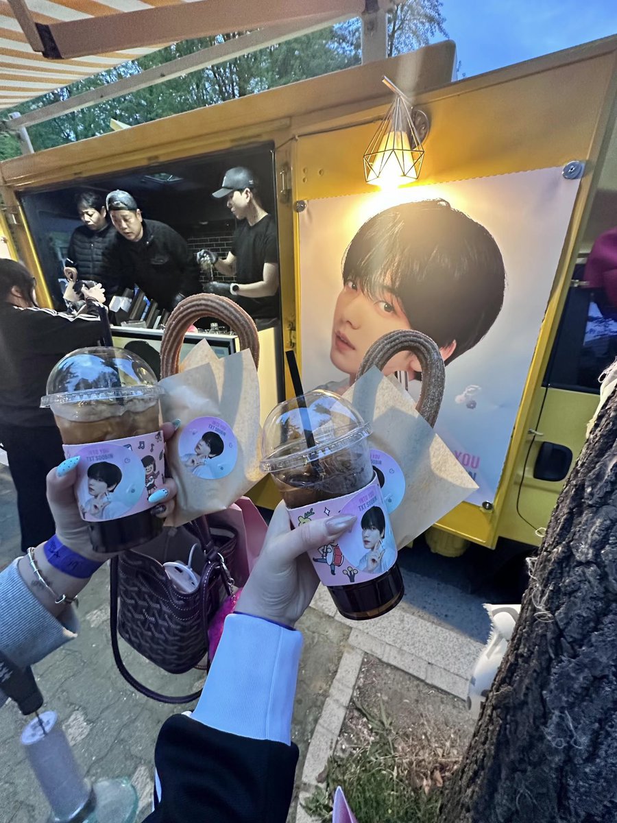 yeonjunut യ tweet media