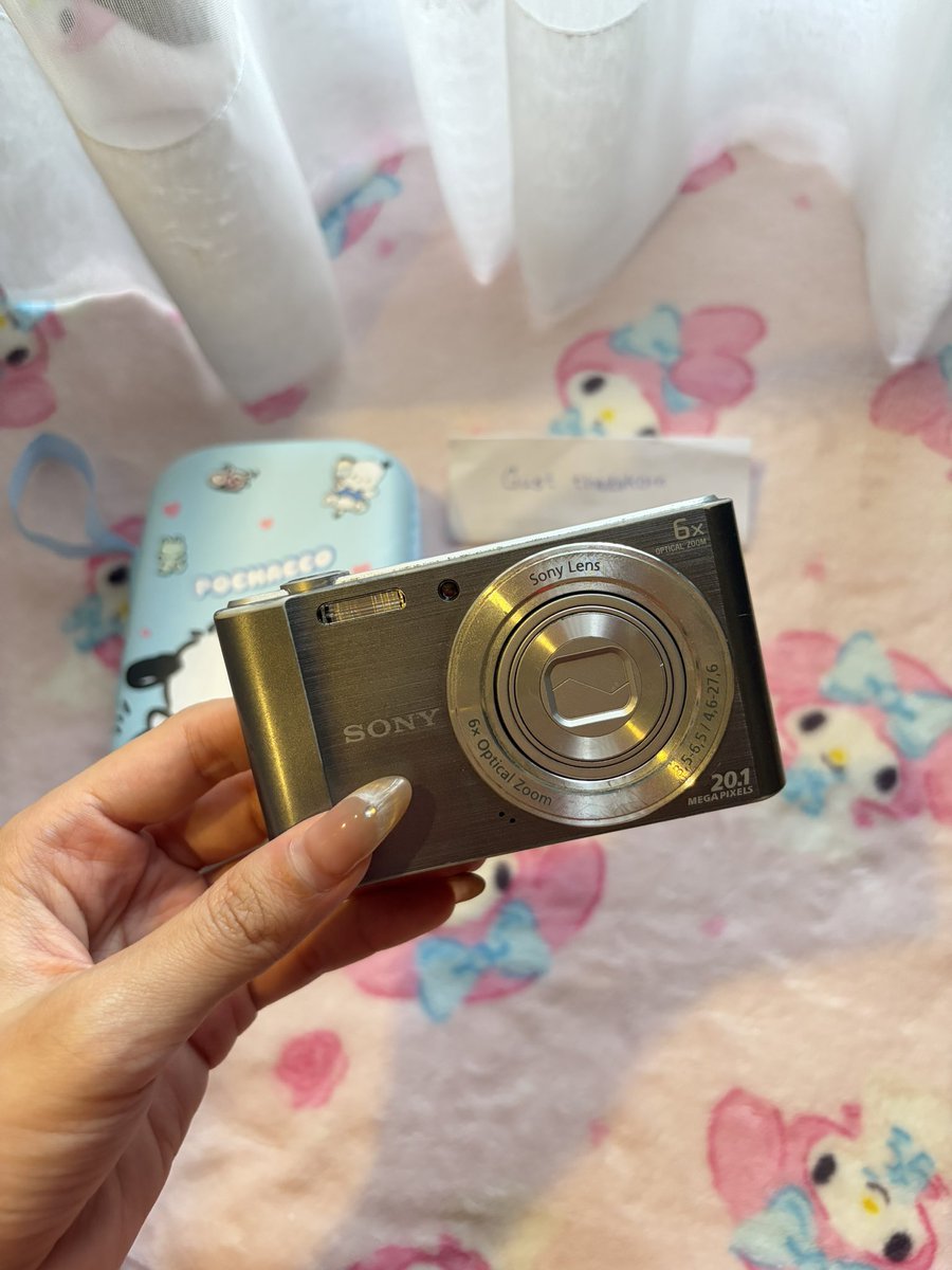 12feb3's tweet photo. เท sony cybershot w810💟
ไม่ค่อยได้ใช้🪽2700฿🪽ส่งฟรี(ลดได้ค่ะ)

ทำงานเต็มระบบ ปุ่มไม่รวน แฟลชออกปกติ ไม่ติดเหลือง
ตำหนิ : ร่องรอยตามการใช้งาน (ไม่มีผลต่อรูป)
อุปกรณ์ : กล้อง แบต เมม แท่นชาร์จ กระเป๋า

มีรูปภาพพต. สอบถามได้ค่า♥️♥️
#กล้องดิจิตอล #กล้องดิจิตอลมือสอง https://t.co/jtSW6IGtMQ