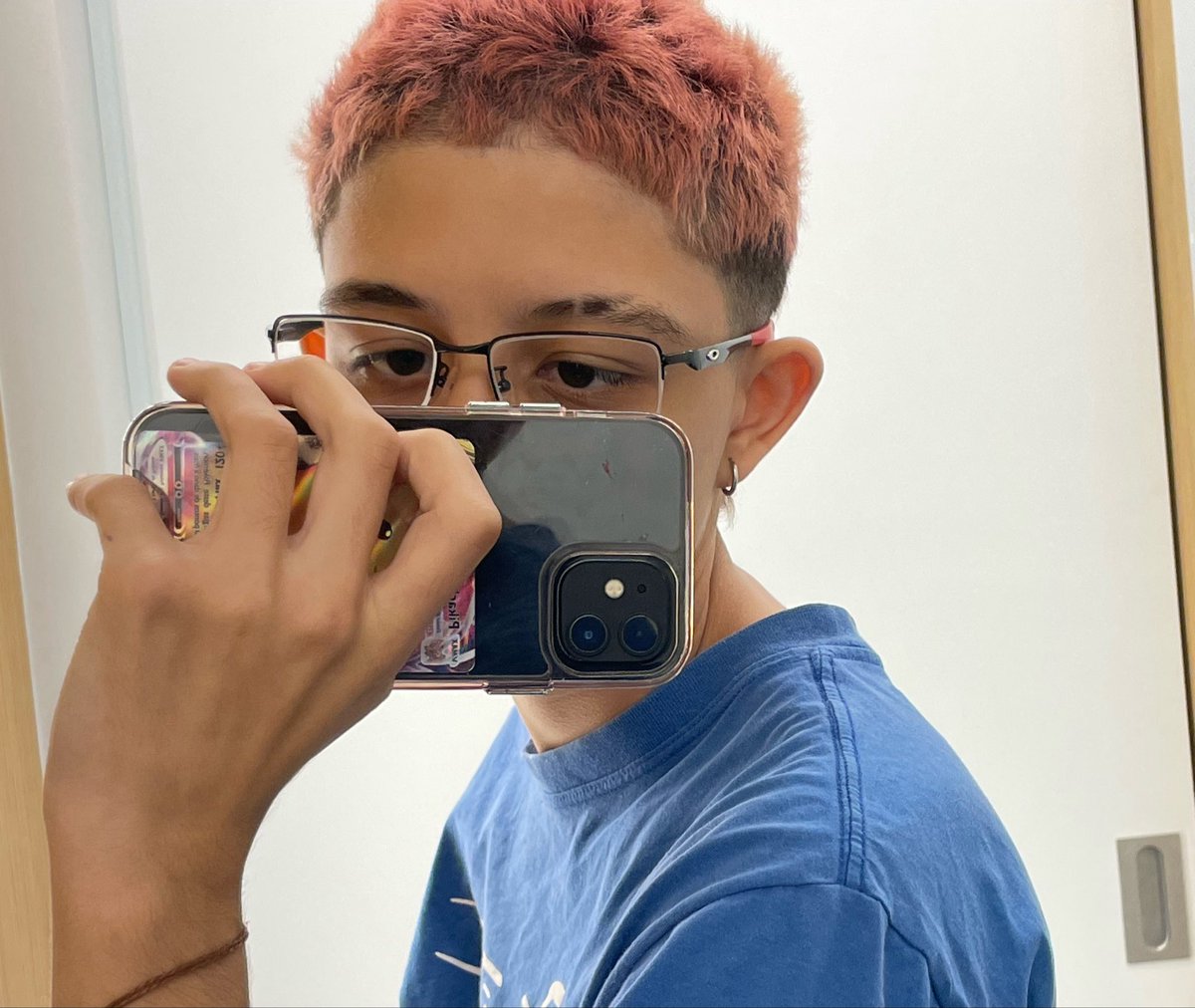 tubarão laranja tweet media