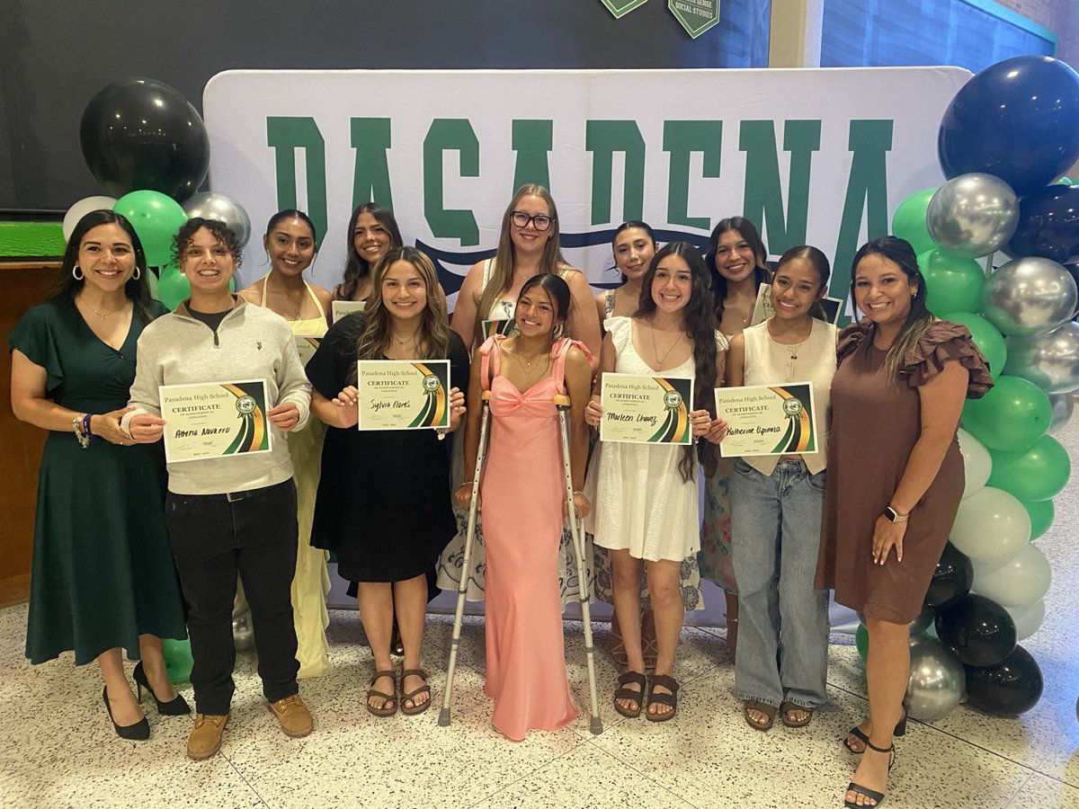 PHSVolley's tweet photo. ESPYs 2026 💚👌🏽🏐 https://t.co/kARAku2a0U
