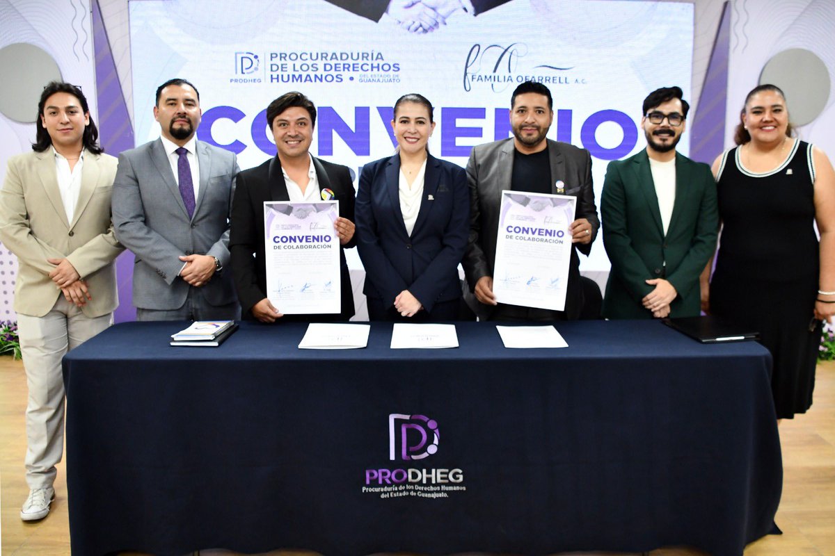 PRODHEG's tweet photo. Celebramos la firma de convenio con Familia Ofarrel, asociación civil comprometida con la promoción, defensa y respeto de los derechos humanos de las personas de la diversidad sexual. https://t.co/plJwTNb3R2