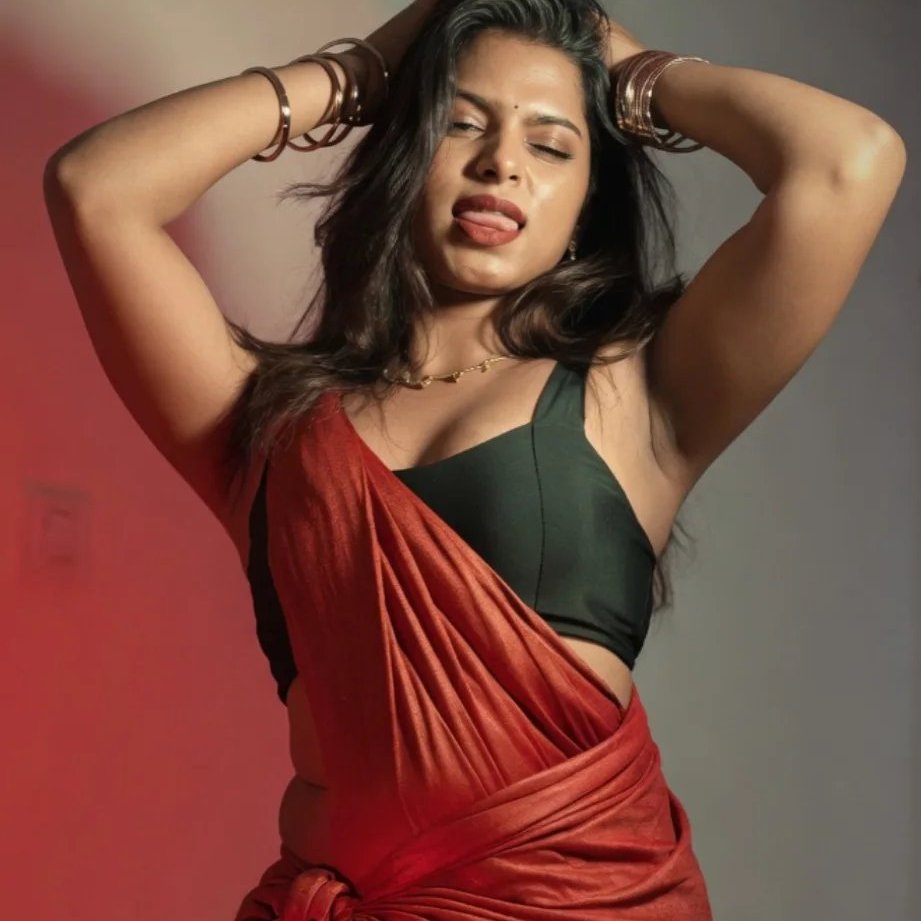Kaviya Official tweet media