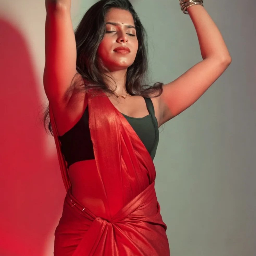 Kaviya Official tweet media
