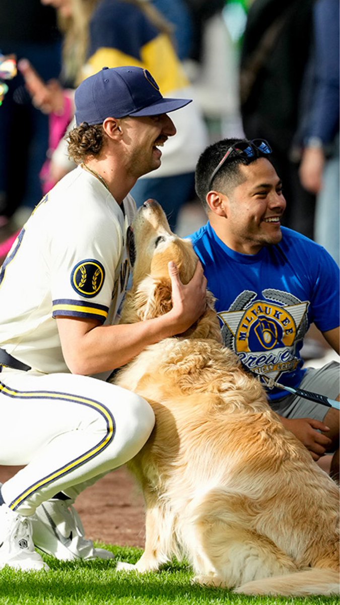 Milwaukee Brewers tweet media
