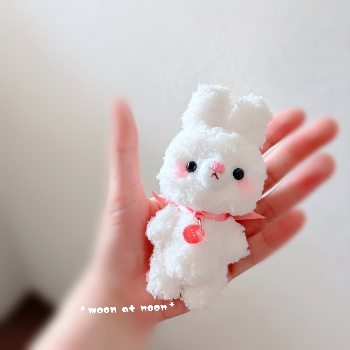 朝活🌳で ちびっこ白うさちゃん🤍完成 かわいんでないかい♡ 🌳┈#森の
