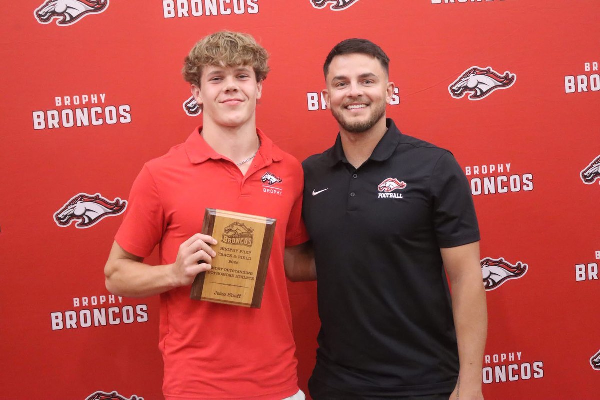 Jake_Shaff's tweet photo. At the Brophy Track Banquet last night I was awarded the most outstanding sophomore athlete for my performances this year. Following my award, my coach spoke about me, my season, and the person I am. I am greatly honored to receive this award. https://t.co/2cyCegyDdk