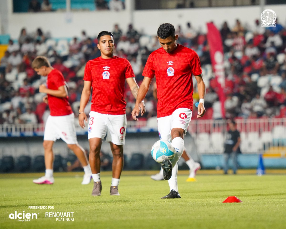 CDOlimpia's tweet photo. La entrada en calor del Rey de Copas. 🔥🦁
Presentada por: #alcien • #RenovartPlatinum https://t.co/tNQylo9iqQ