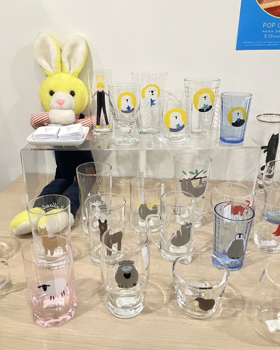 marbleSUD_naka's tweet photo. 🥂うそみたいなコップ展 本日スタート✨

中崎町店オリジナルのアイテムや人気の動物をモチーフにした、生活が楽しくなるポップでユニークなコップたちが並びます✨

アイテムはどれも一点物なのでお早めに🤭
皆様のご来店心よりお待ちしております！

#マーブルシュッド #中崎町 https://t.co/oCqgUROHwI